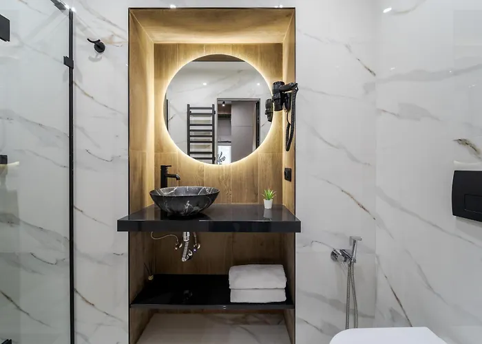 Leogrand On Rymlyanyna 6-1 Apartamento